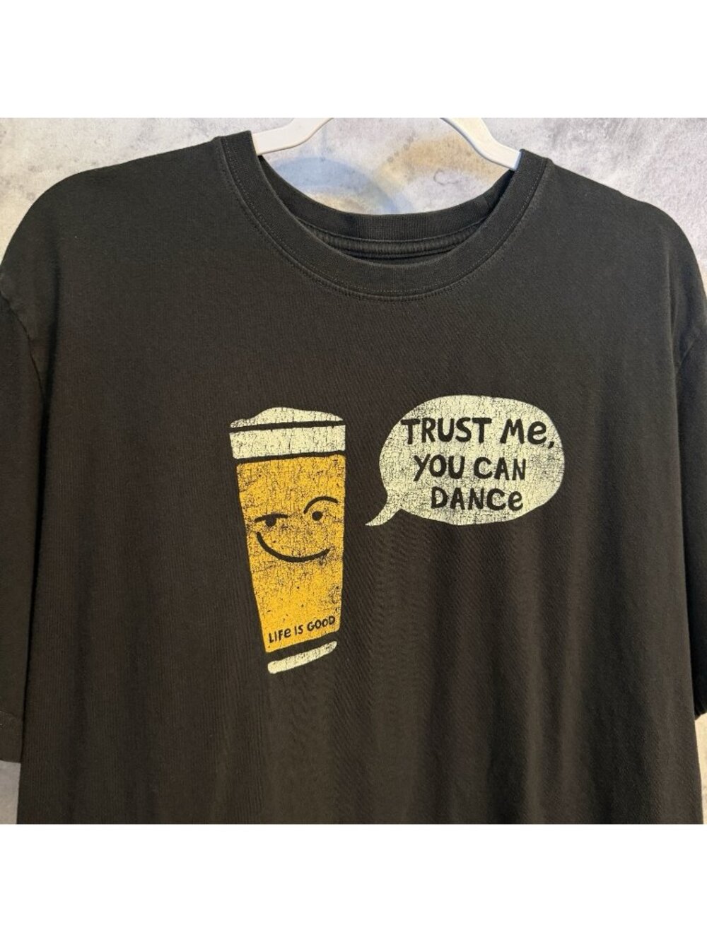 Life is Good Crusher Tee Beer T Shirt Mens XL Black Short Sleeve